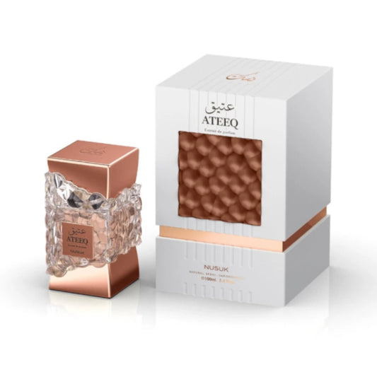 Ateeq de Nusuk, fragancia aromática cálida y envolvente con apertura especiada, corazón elegante y fondo cremoso y sensual. 100 ml.