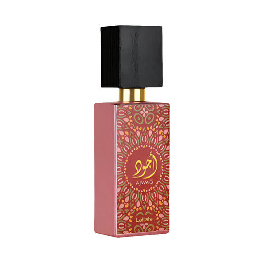 Ajwad Pink to Pink de Lattafa, fragancia floral afrutada ambarada con guayaba, rosa, magnolia y vainilla. Femenina y moderna.