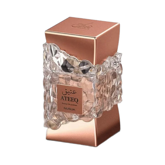 Ateeq de Nusuk, fragancia aromática cálida y envolvente con apertura especiada, corazón elegante y fondo cremoso y sensual. 100 ml.