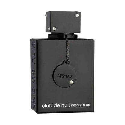 Club De Nuit Intense Man de Armaf, fragancia cítrica y amaderada para hombre. Ideal para quienes buscan presencia, frescura y elegancia atemporal.
