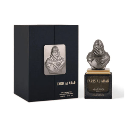 Faris Al Arab de Maison Asrar, fragancia ámbar oriental con notas orientales, licor de cereza y vainilla sobre ámbar, caña de azúcar, cedro, sándalo, tonka, ládano y almizcle. Envolvente y lujosa.