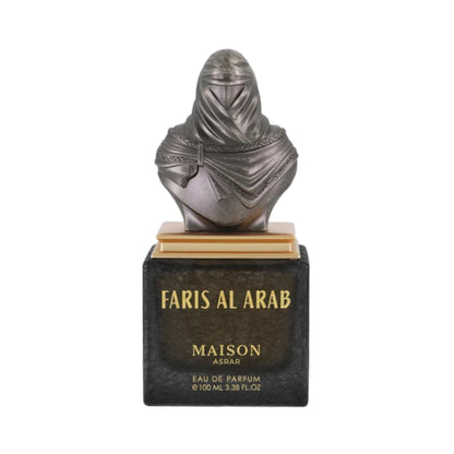 Faris Al Arab de Maison Asrar, fragancia ámbar oriental con notas orientales, licor de cereza y vainilla sobre ámbar, caña de azúcar, cedro, sándalo, tonka, ládano y almizcle. Envolvente y lujosa.