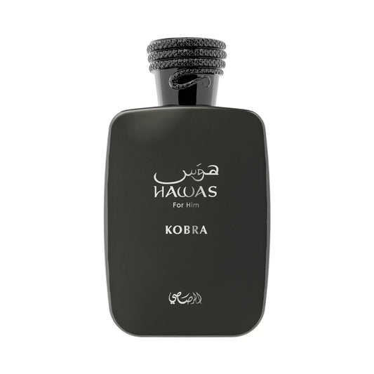 Hawas Kobra de Rasasi, fragancia amaderada especiada con jengibre, té verde y ámbar. Vibrante y sofisticada.